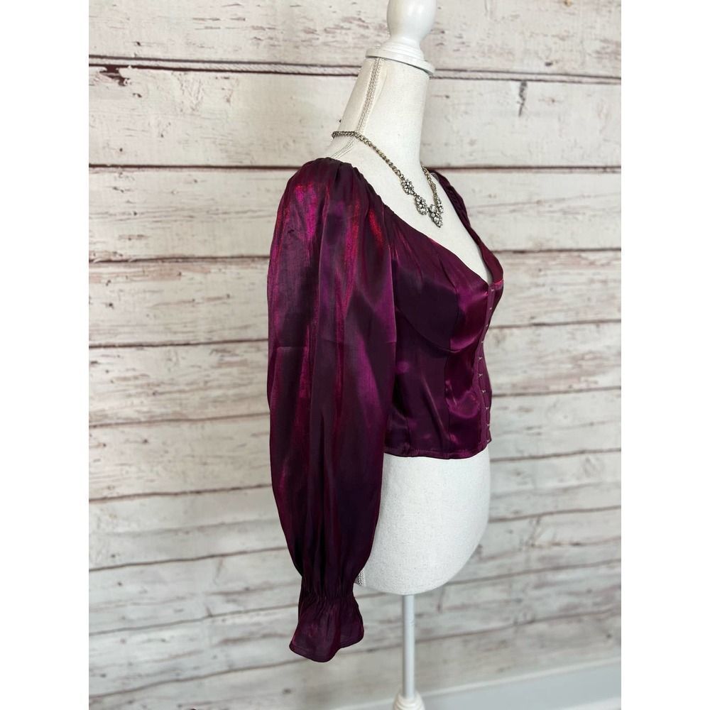 Purple iridescent top NWT Medium - Picture 2 of 7